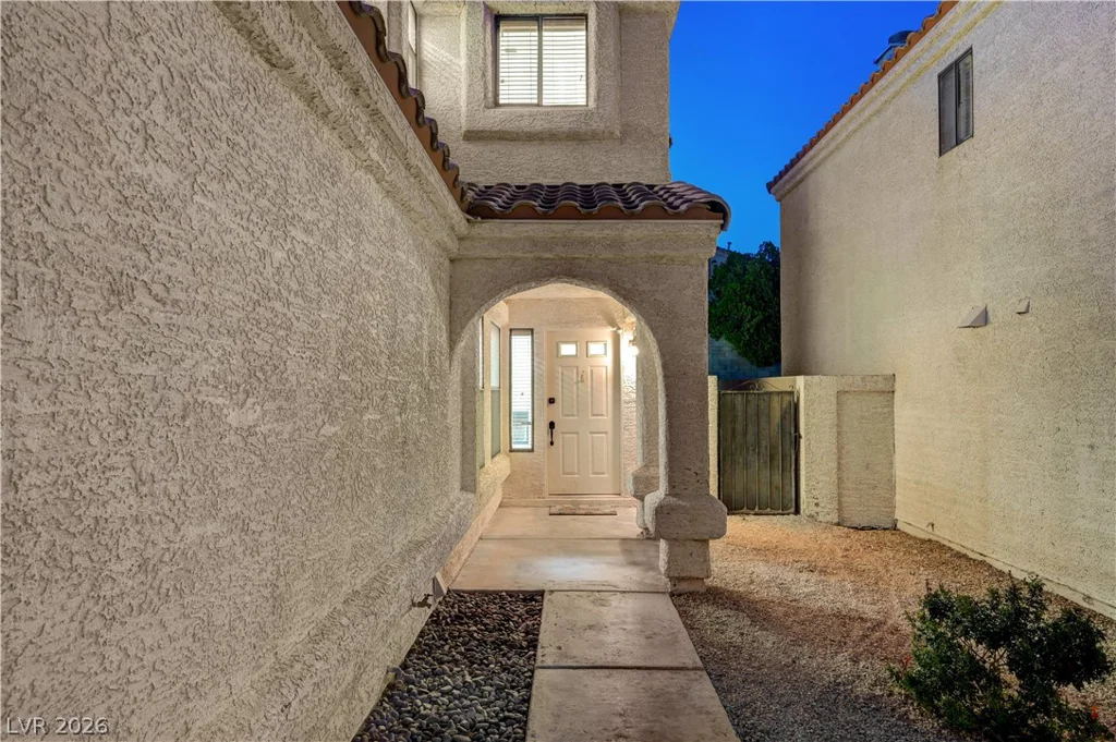 9548 Wooden Pier, Las Vegas, NV 89117