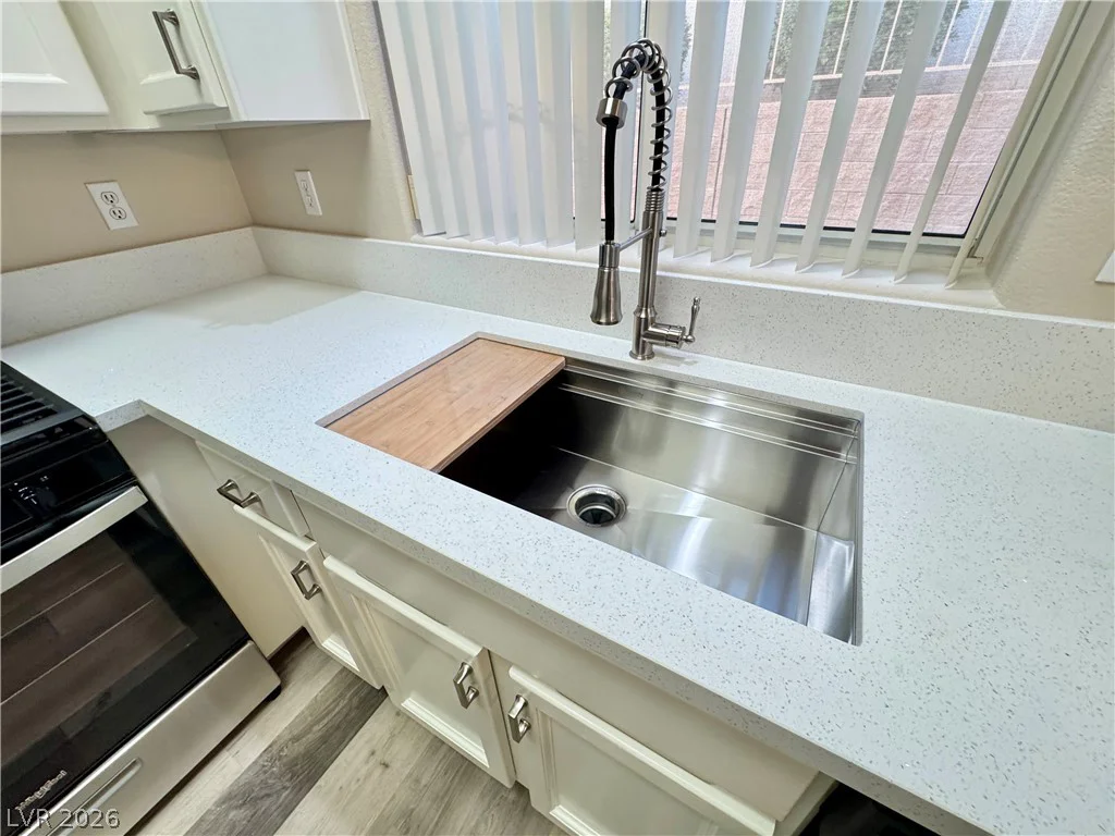 10316 Bent Brook, Las Vegas, NV 89134