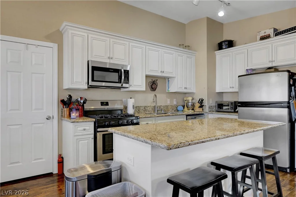 418 Palegold, Henderson, NV 89012