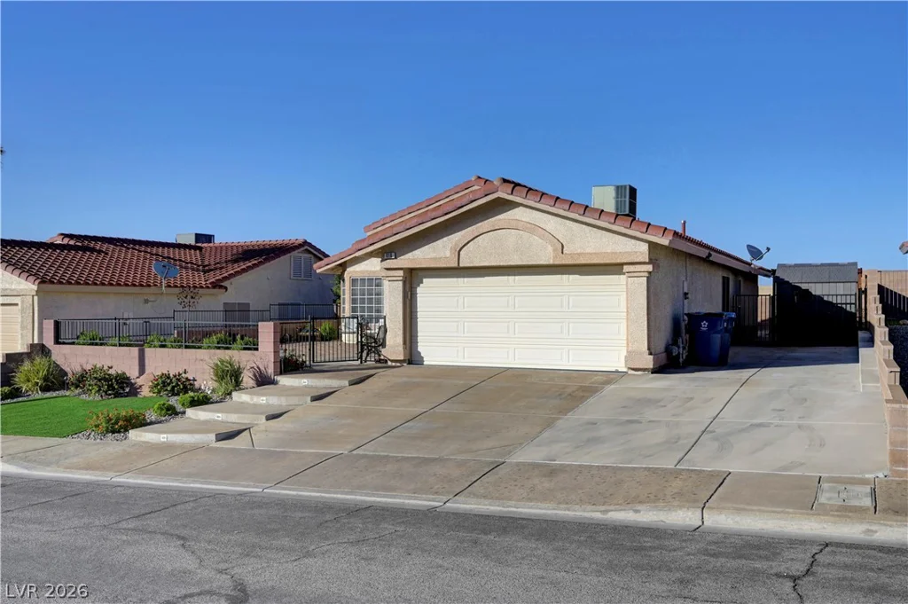 418 Palegold, Henderson, NV 89012