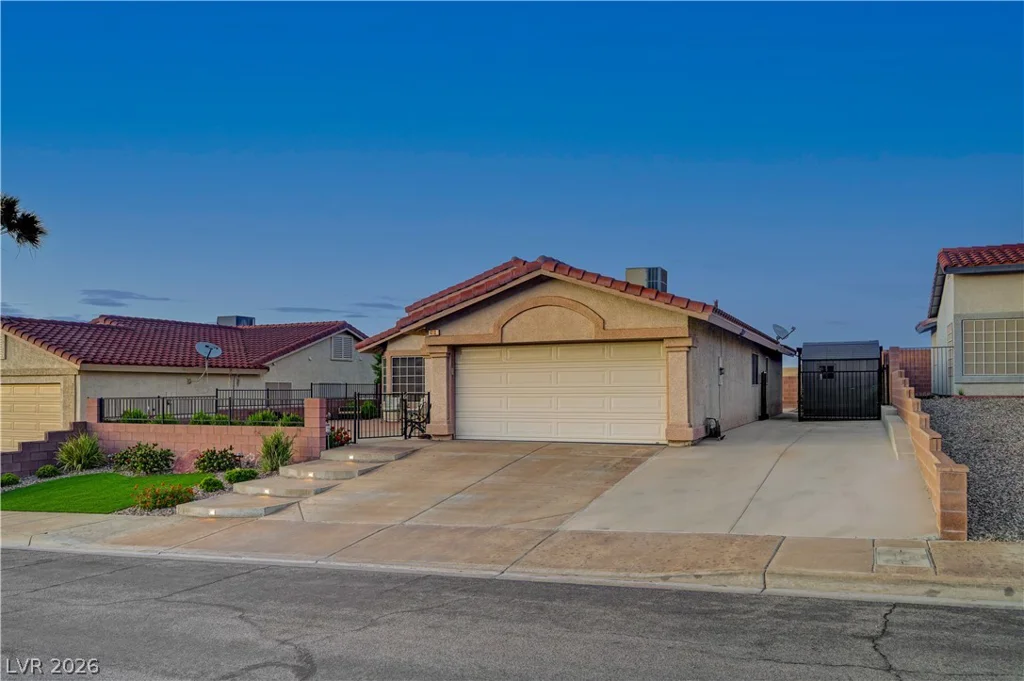 418 Palegold, Henderson, NV 89012