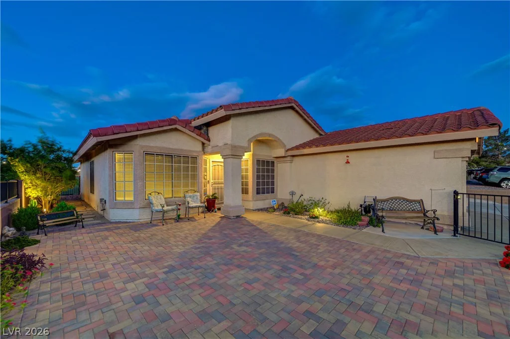 418 Palegold, Henderson, NV 89012