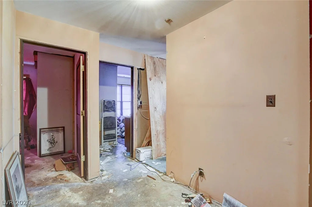 2690 Bronco, Las Vegas, NV 89146