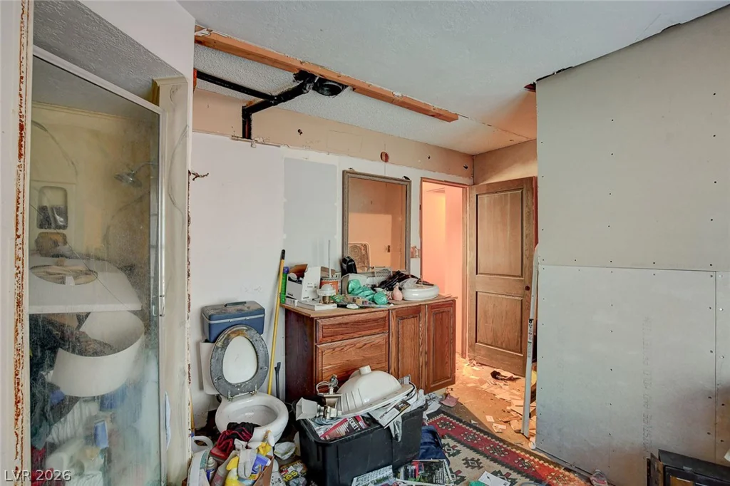 2690 Bronco, Las Vegas, NV 89146