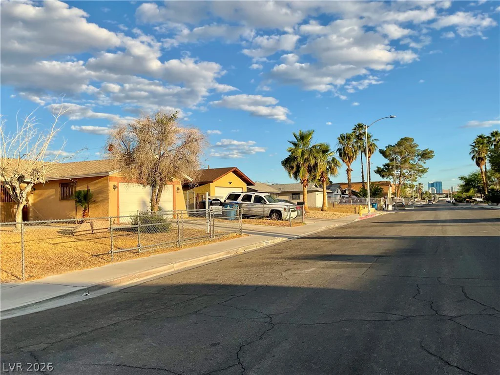 1312 N, Las Vegas, NV 89106