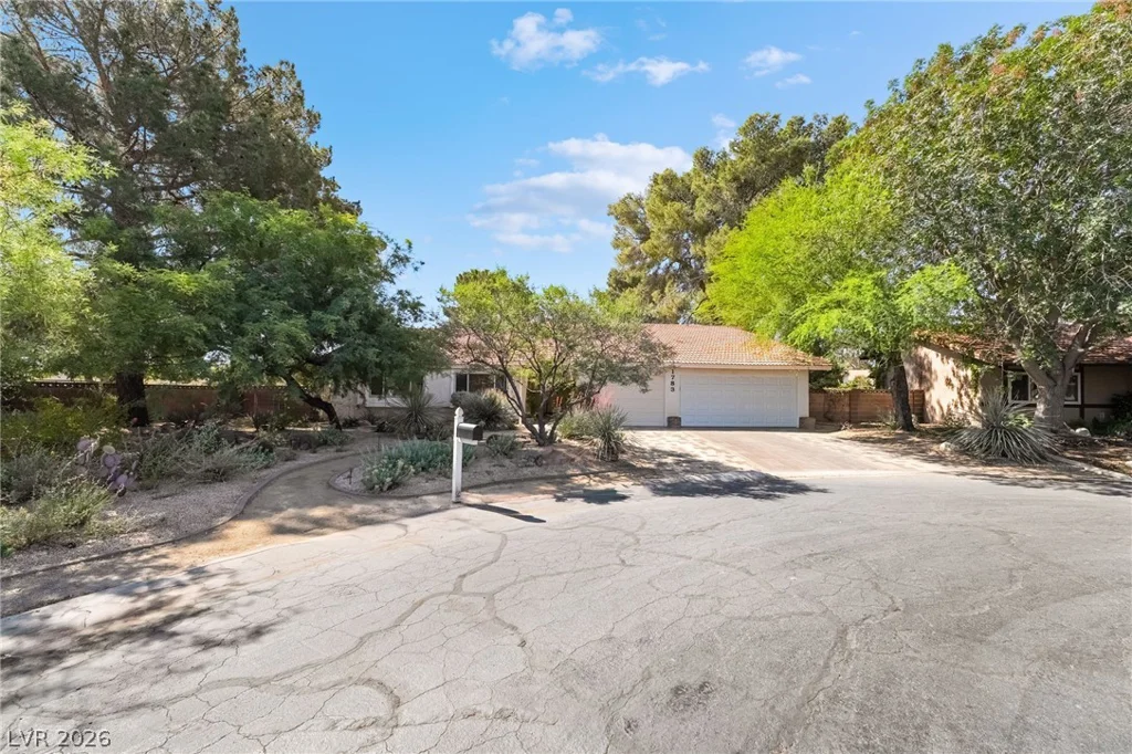 1783 Pandora, Las Vegas, NV 89123