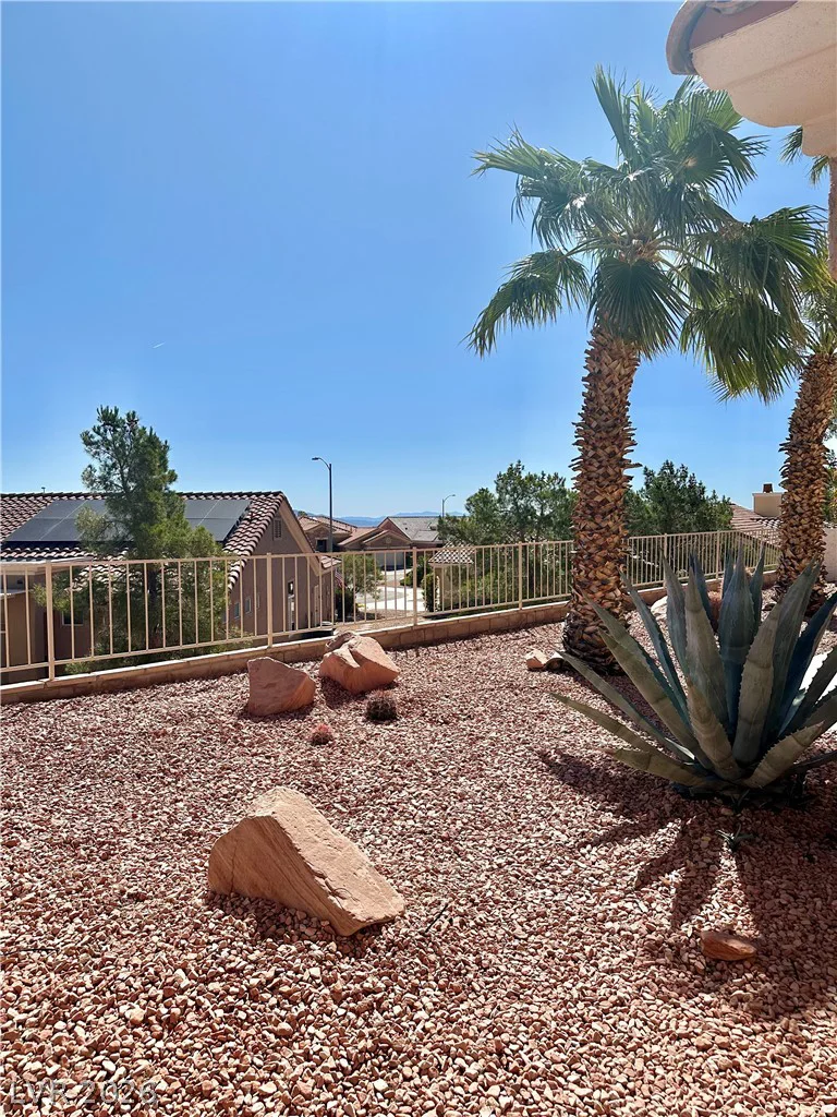 3024 Becks Hill, Las Vegas, NV 89134