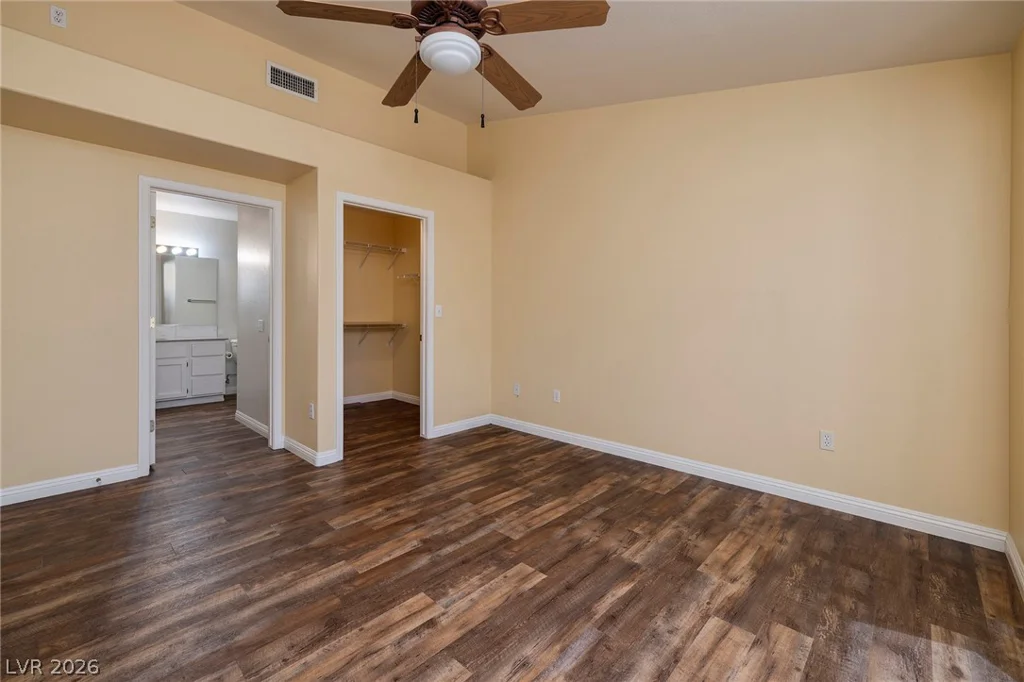 10325 Junction Hill, Las Vegas, NV 89134