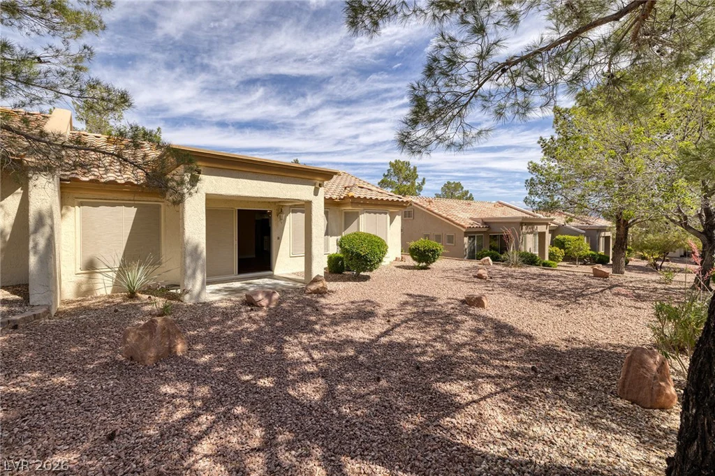 10325 Junction Hill, Las Vegas, NV 89134