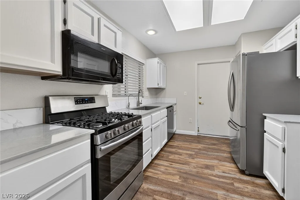 10325 Junction Hill, Las Vegas, NV 89134