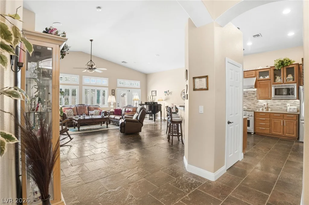 8807 Tangerine Sky, Las Vegas, NV 89178