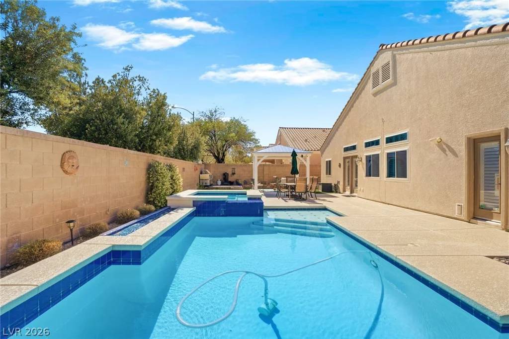 8807 Tangerine Sky, Las Vegas, NV 89178