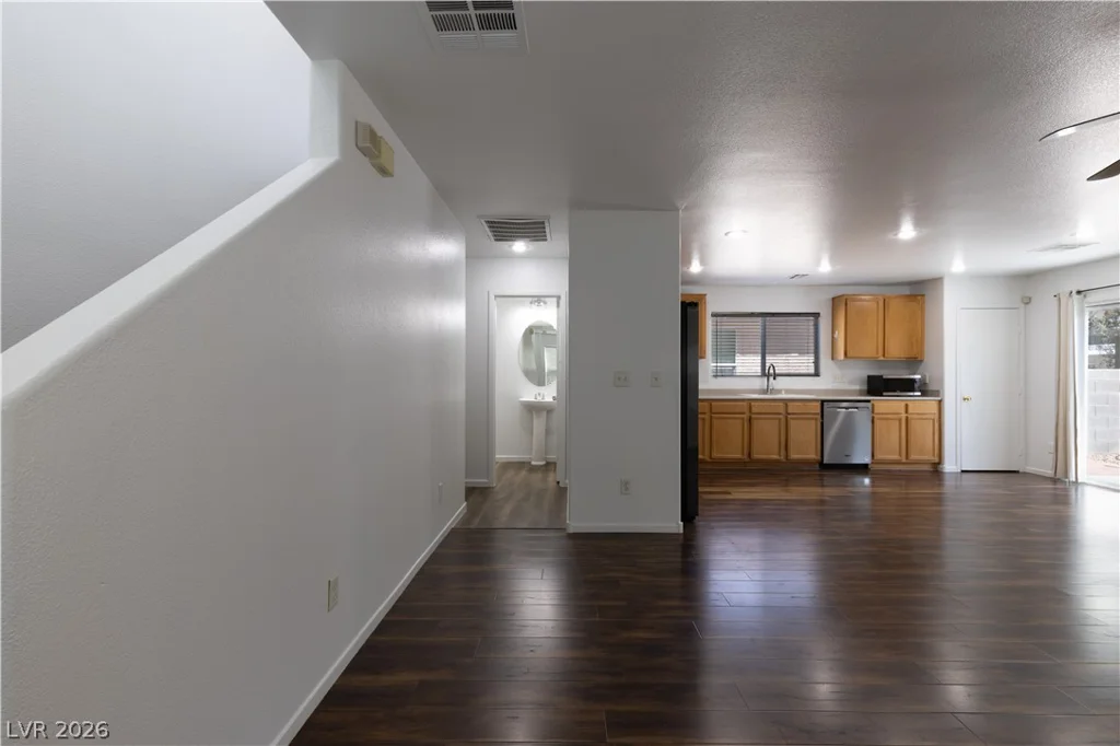 9522 Grand Fir, Las Vegas, NV 89123