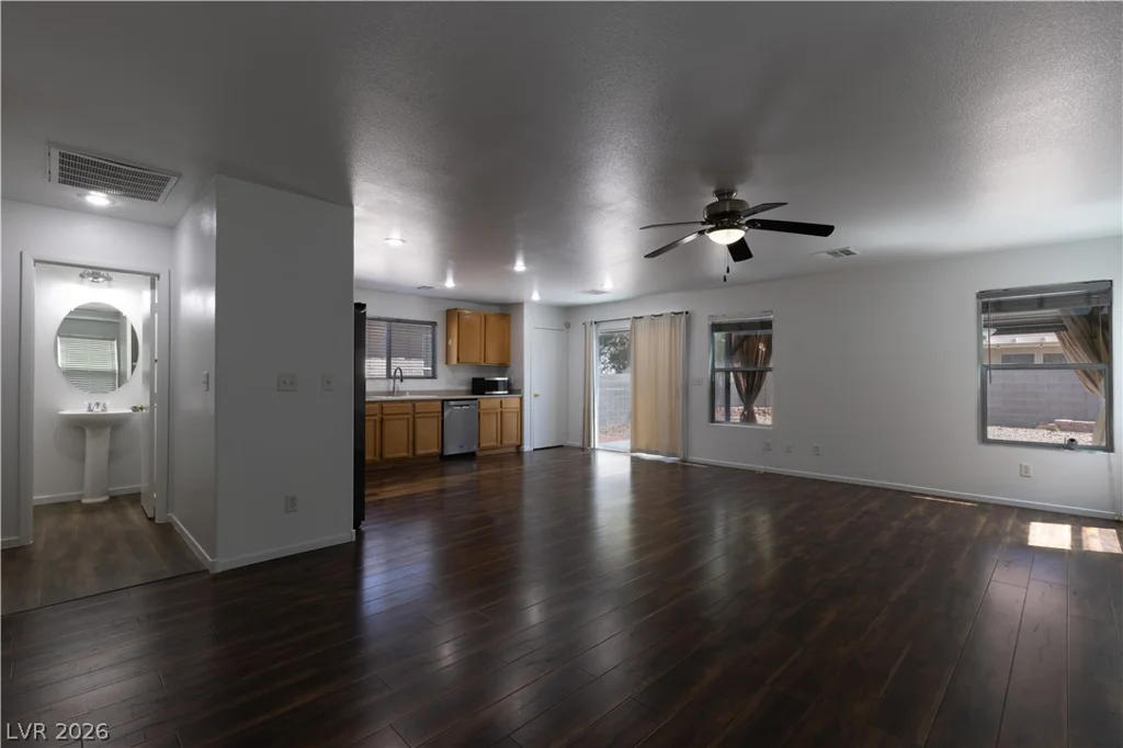 9522 Grand Fir, Las Vegas, NV 89123