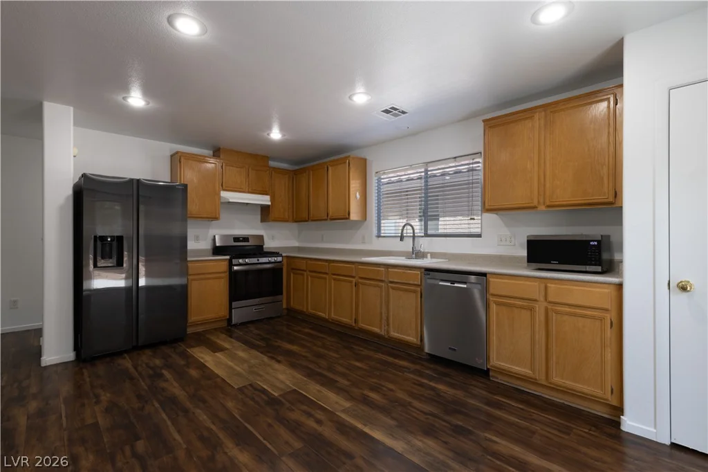 9522 Grand Fir, Las Vegas, NV 89123