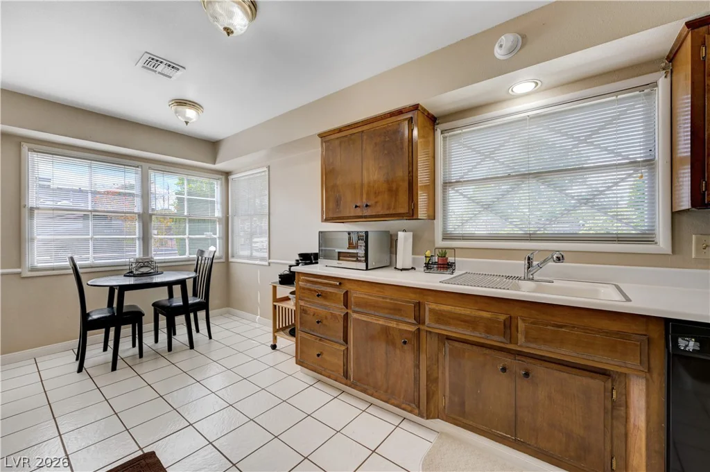 2719 Mason, Las Vegas, NV 89102