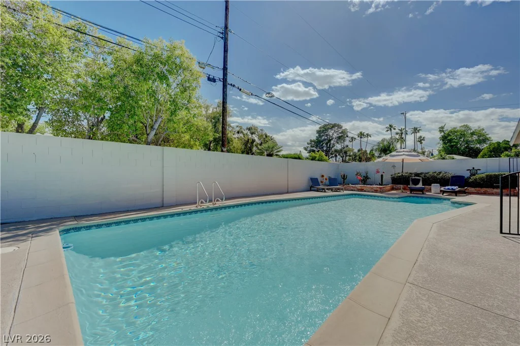 2719 Mason, Las Vegas, NV 89102