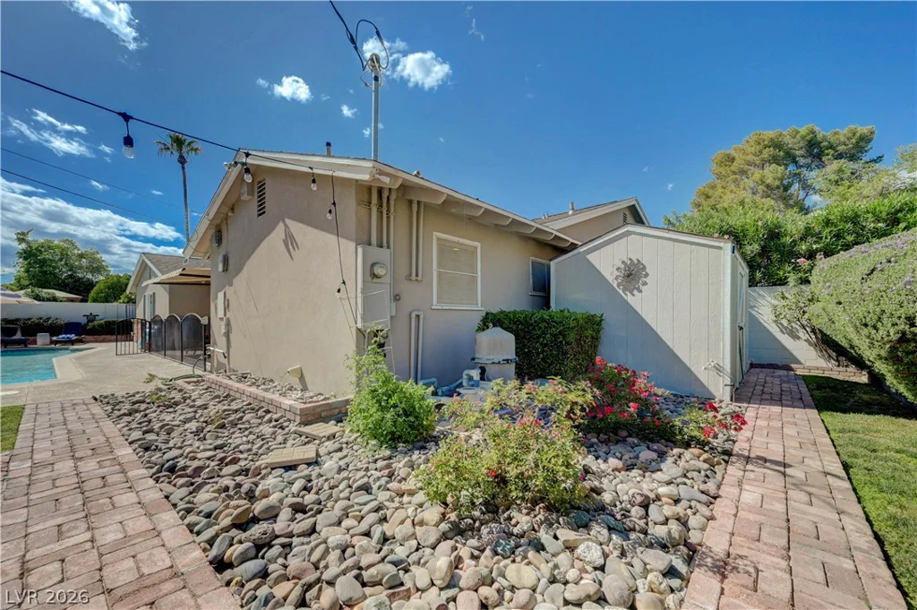 2719 Mason, Las Vegas, NV 89102