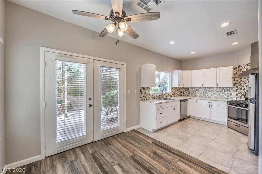 7842 Firefalls, Las Vegas, NV 89147