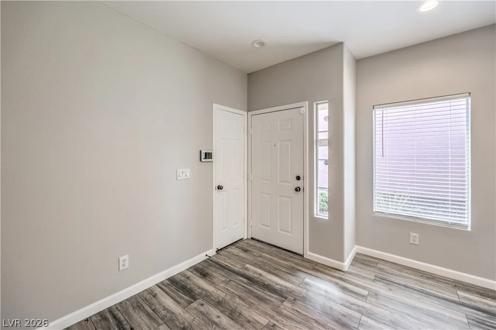 7842 Firefalls, Las Vegas, NV 89147