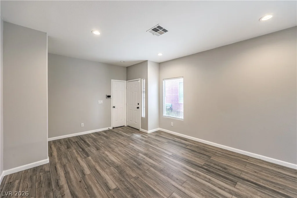 7842 Firefalls, Las Vegas, NV 89147