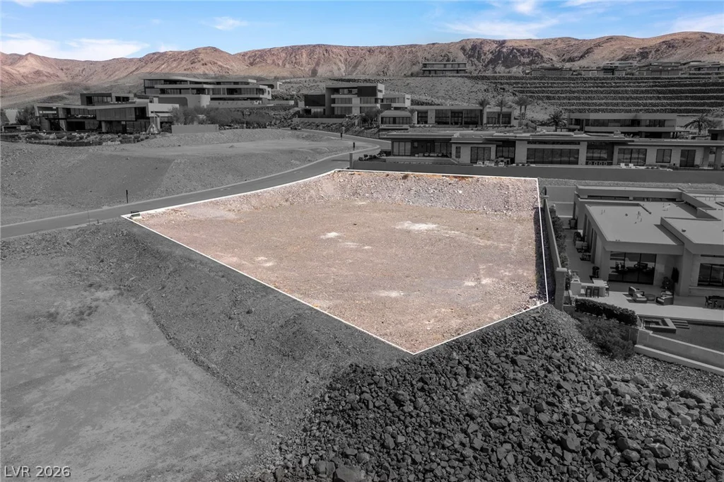 681 Dragon Point, Henderson, NV 89012