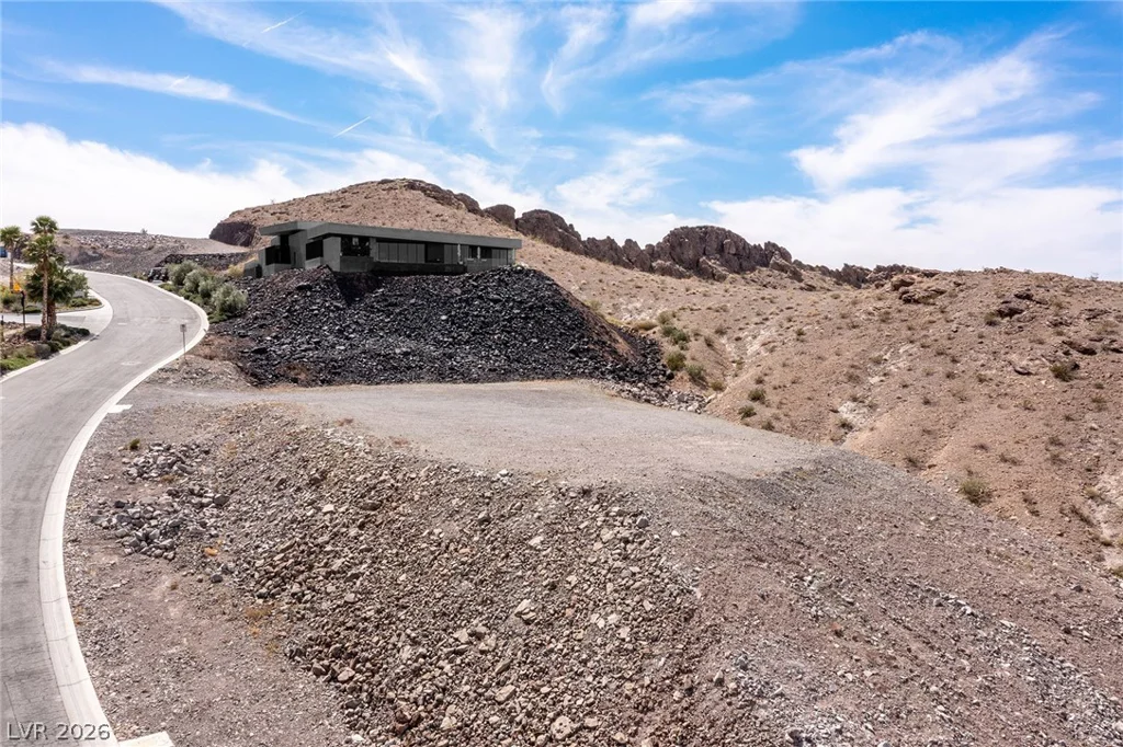 637 Dragon Peak, Henderson, NV 89012