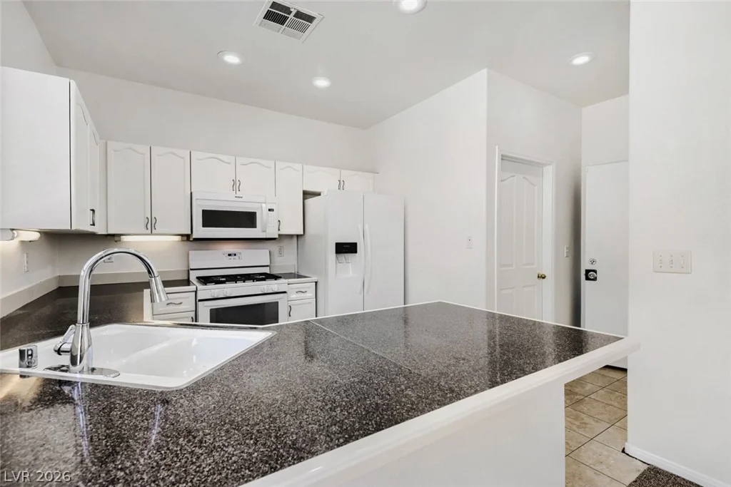 922 Country Skies, Las Vegas, NV 89123