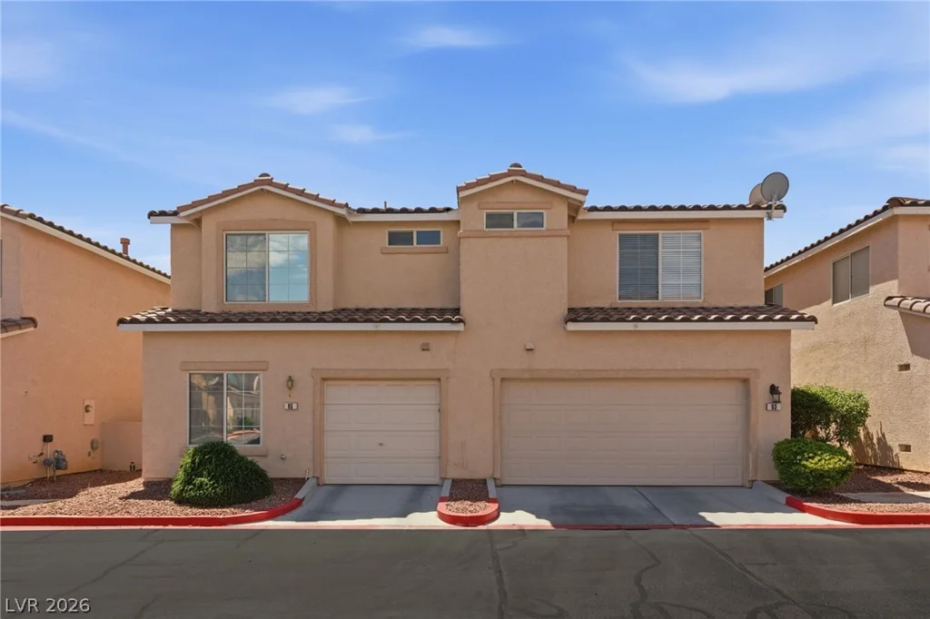 63 Belle Springs, Las Vegas, NV 89123