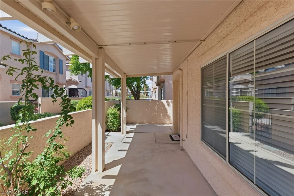 63 Belle Springs, Las Vegas, NV 89123