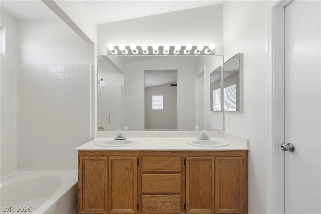 63 Belle Springs, Las Vegas, NV 89123