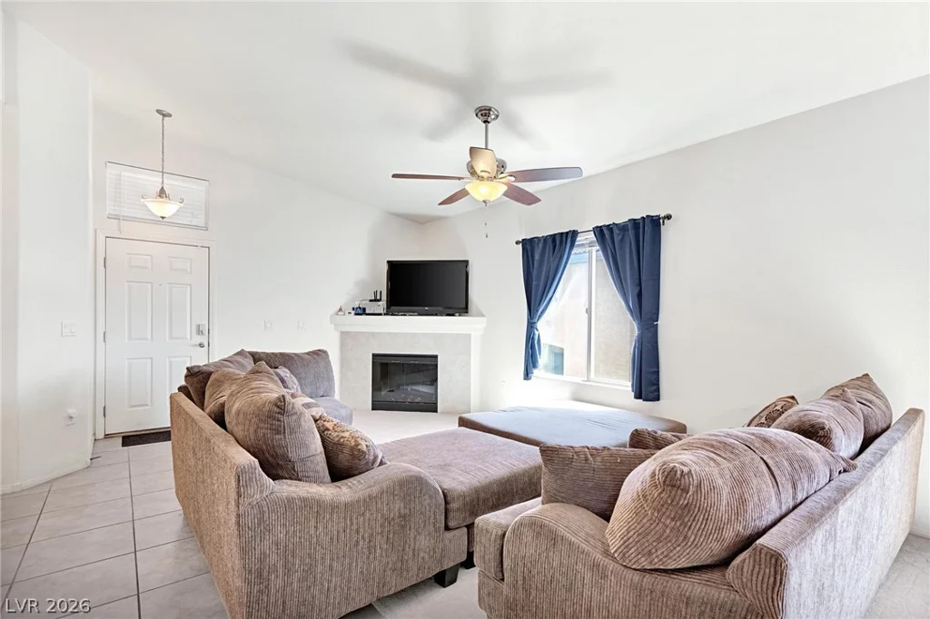 8805 Jeffreys, Las Vegas, NV 89123