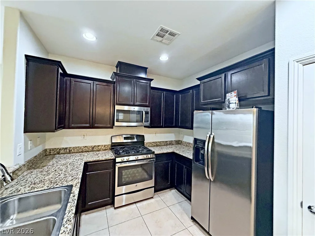 9650 Volk, Las Vegas, NV 89178