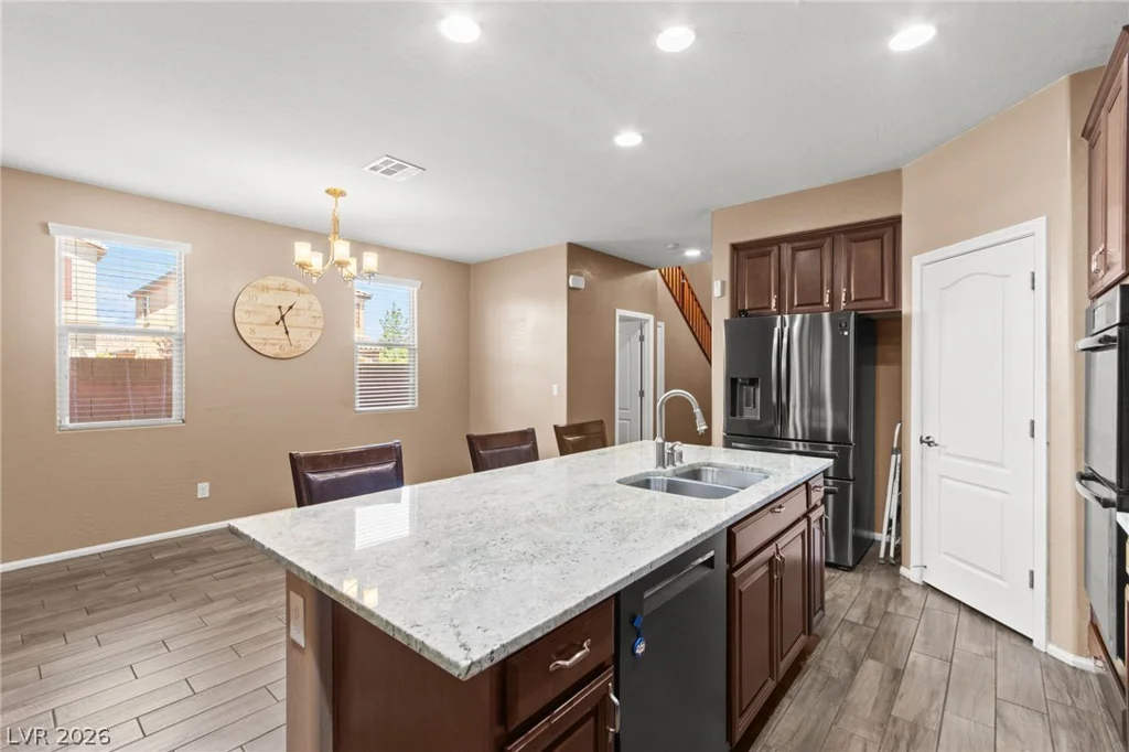 6245 Hambledon Hill, Las Vegas, NV 89113