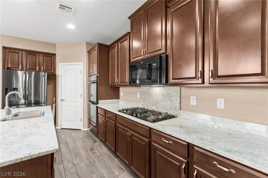 6245 Hambledon Hill, Las Vegas, NV 89113
