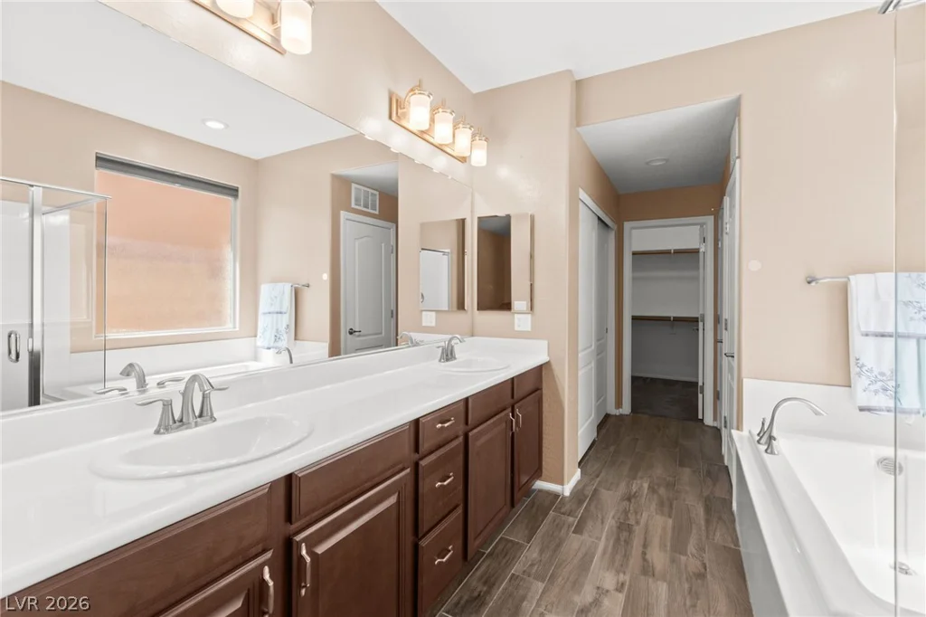 6245 Hambledon Hill, Las Vegas, NV 89113