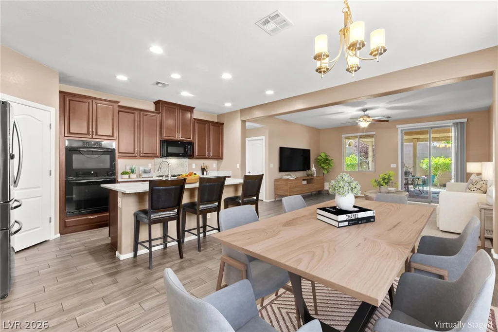 6245 Hambledon Hill, Las Vegas, NV 89113