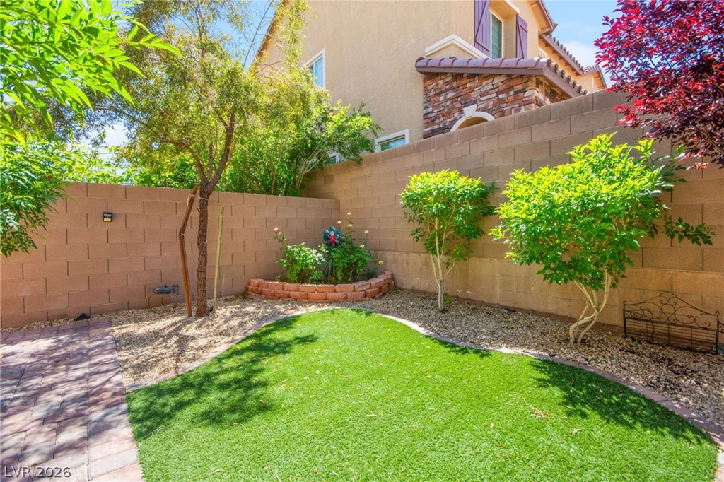 6245 Hambledon Hill, Las Vegas, NV 89113