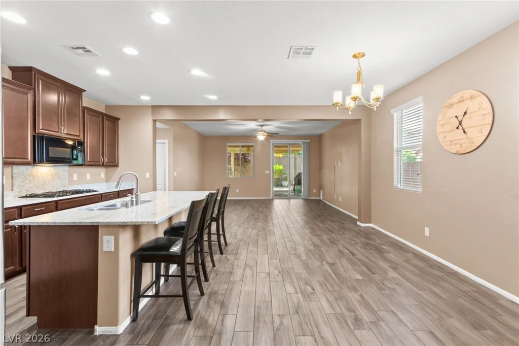 6245 Hambledon Hill, Las Vegas, NV 89113