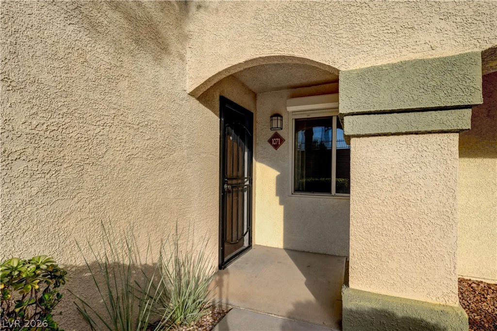 7885 Flamingo, Las Vegas, NV 89147