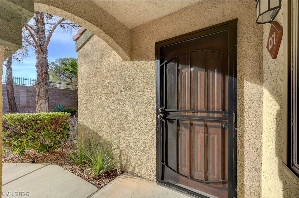 7885 Flamingo, Las Vegas, NV 89147
