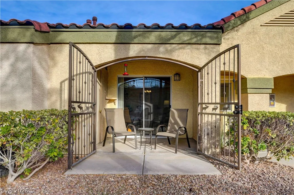 7885 Flamingo, Las Vegas, NV 89147
