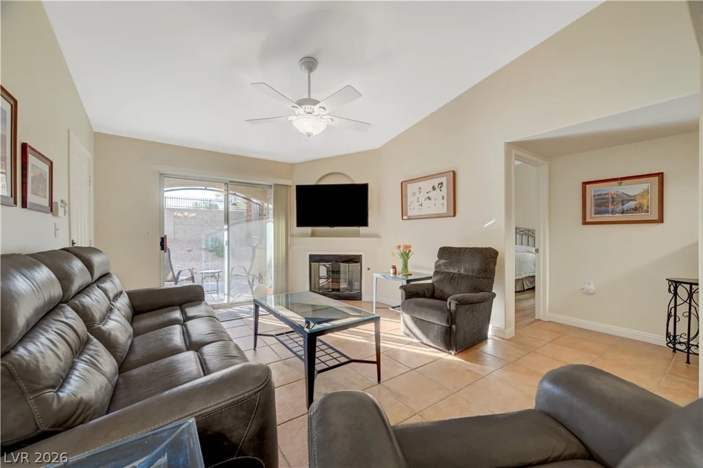 7885 Flamingo, Las Vegas, NV 89147
