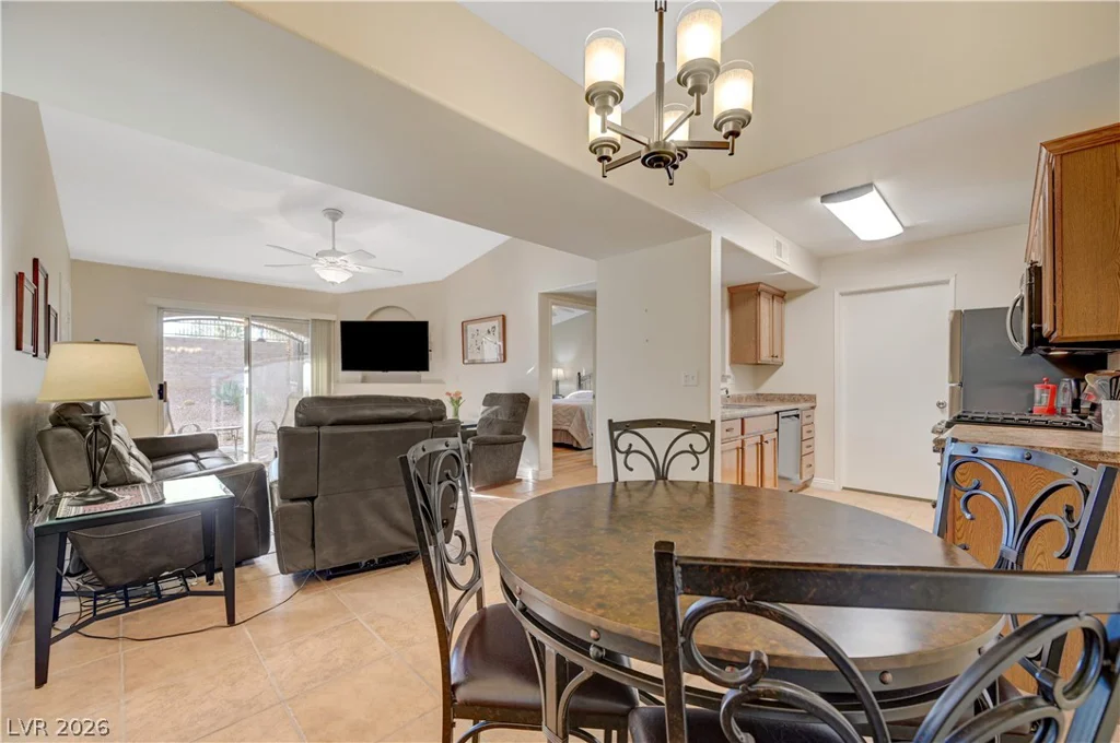 7885 Flamingo, Las Vegas, NV 89147
