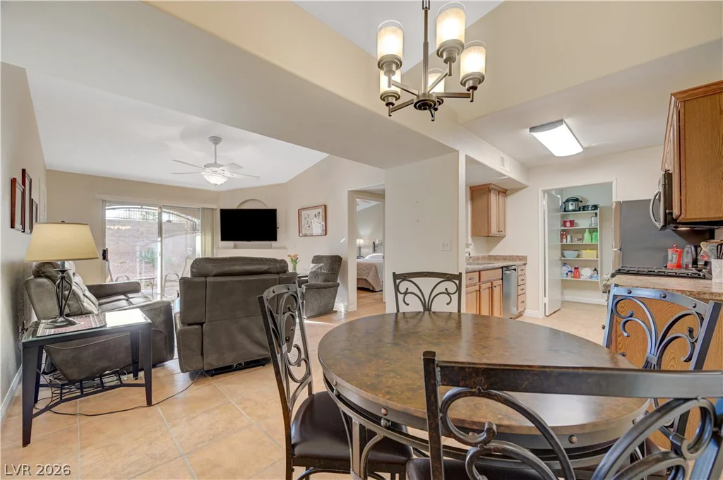 7885 Flamingo, Las Vegas, NV 89147