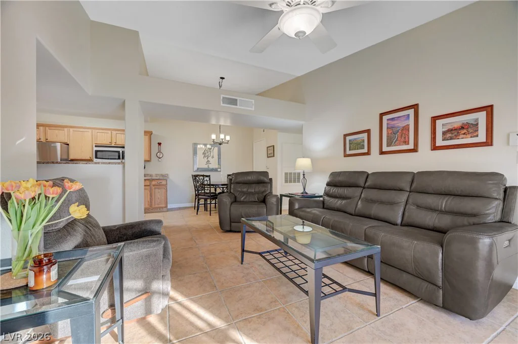 7885 Flamingo, Las Vegas, NV 89147