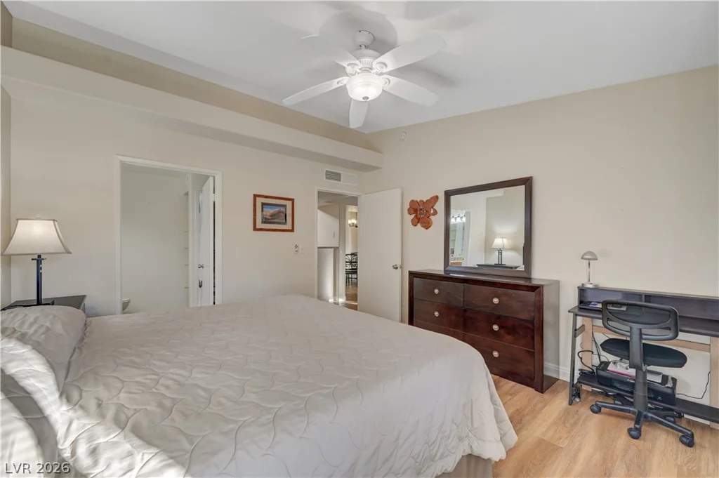 7885 Flamingo, Las Vegas, NV 89147