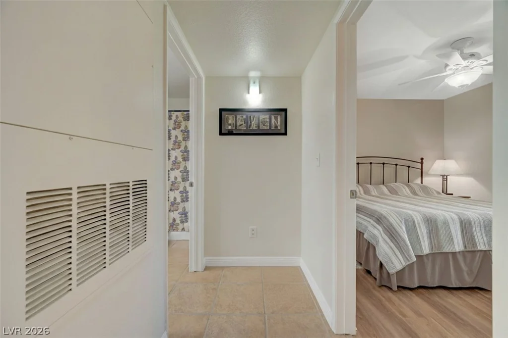 7885 Flamingo, Las Vegas, NV 89147