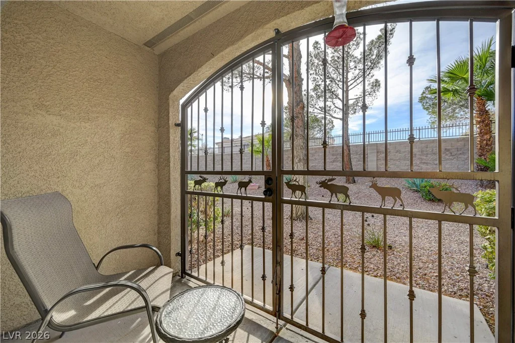 7885 Flamingo, Las Vegas, NV 89147