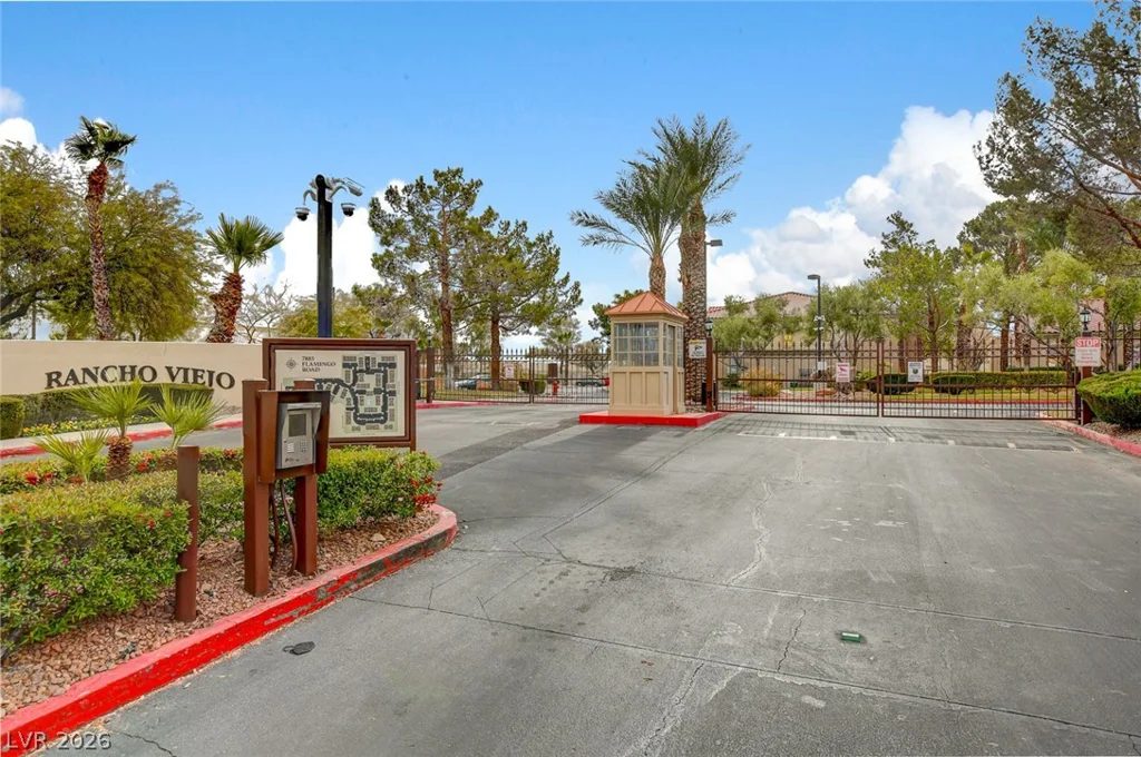 7885 Flamingo, Las Vegas, NV 89147